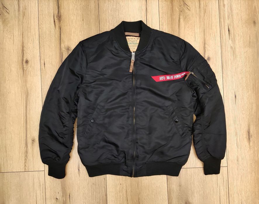 Alpha Industries męska czarna kurtka bomberka ocieplana w rozmiarze L