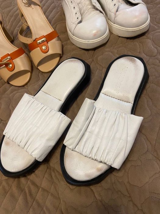 Ціна за чотири пари взуття!!! Рр 39, туфлі, босоніжки, шльопанці