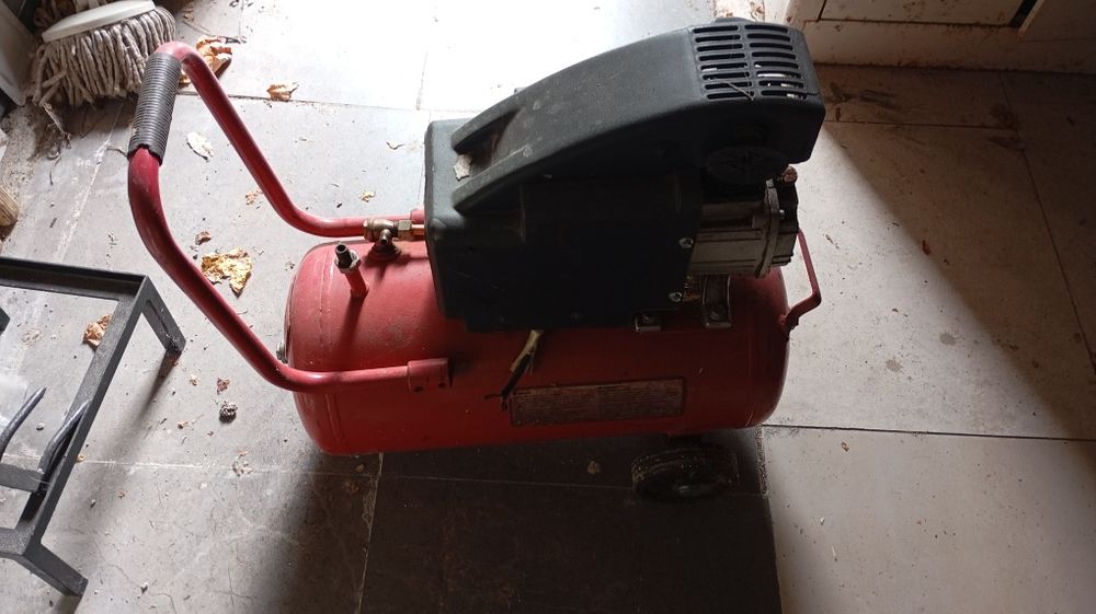 Compressor de ar Itools 24L