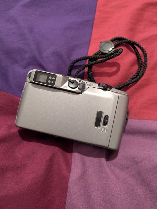 Máquina fotográfica analógica Pentax Espio 135M