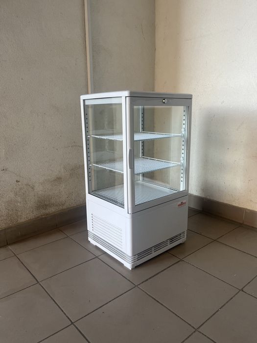 Холодильна Вітрина Frosty Кондитерська Обʼєм 58 Літрів Нова