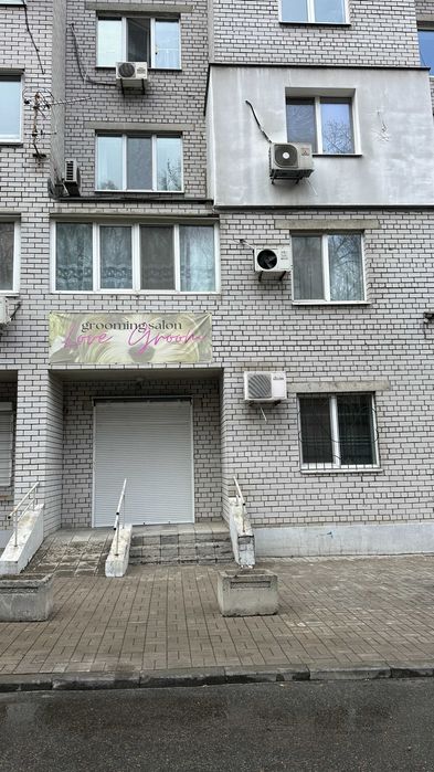 сдам офис помещение со своим входом 24/7 Кедрина Днепр