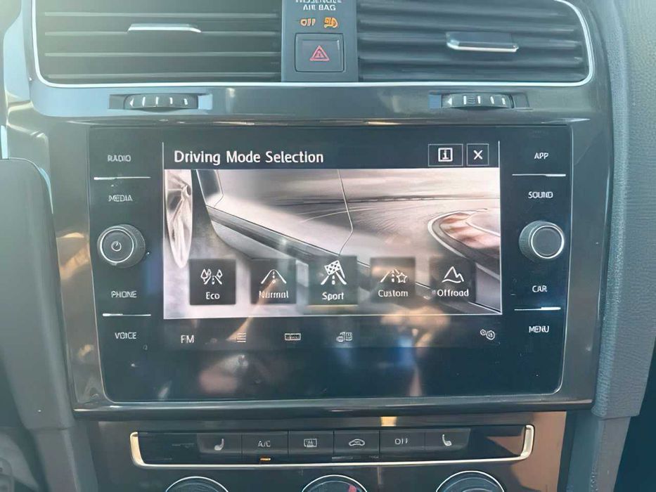 Volkswagen Golf Alltrack      2018