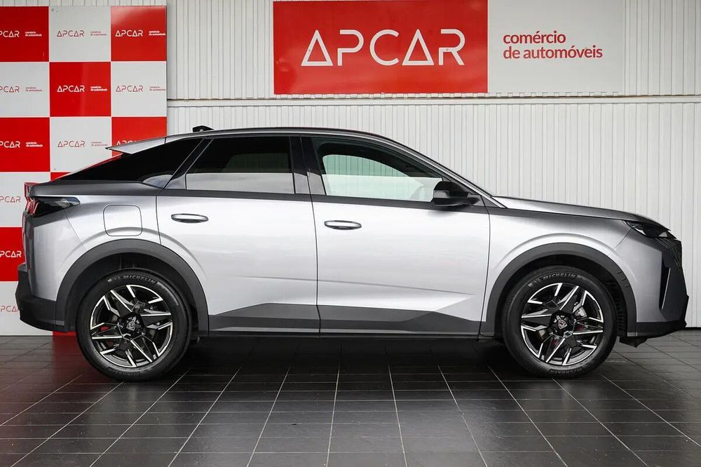 Peugeot 3008 1.2 Hybrid Allure e-DCS6