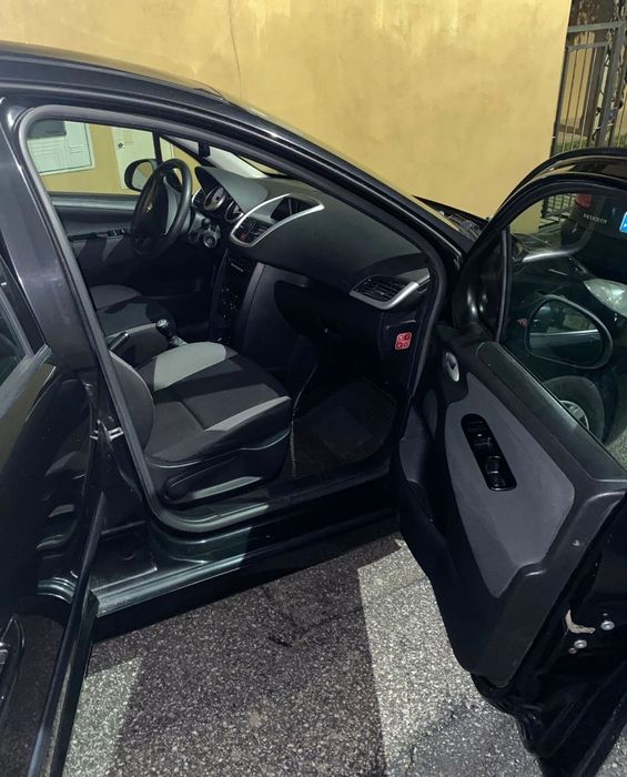 Peugeot 207  1.4