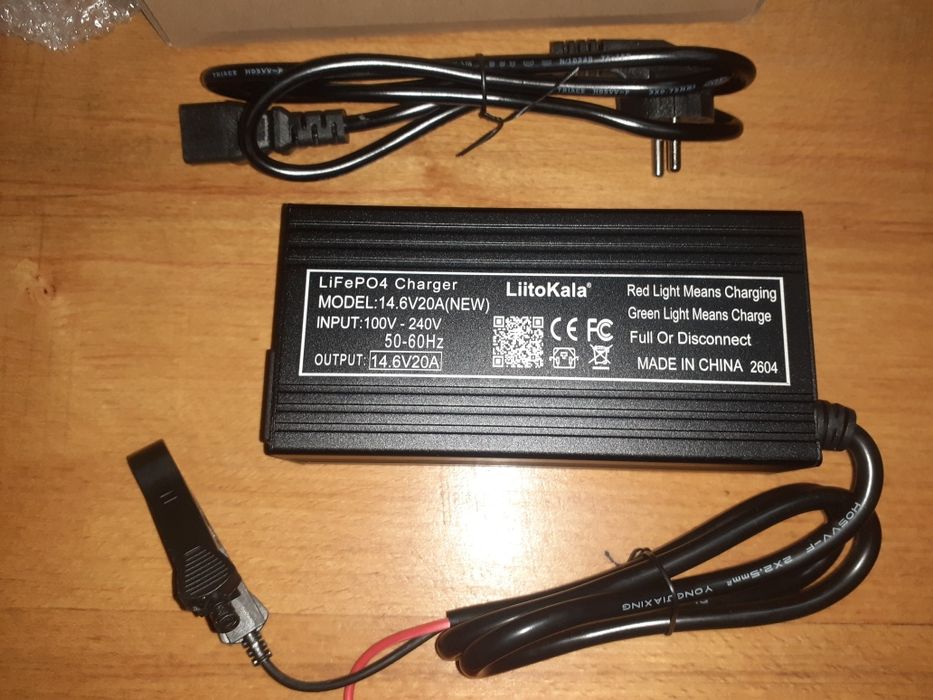 Зарядні пристрої LiitoKala для LiFePo4  14.6V, 20А.  Li Ion 12.6v, 40A