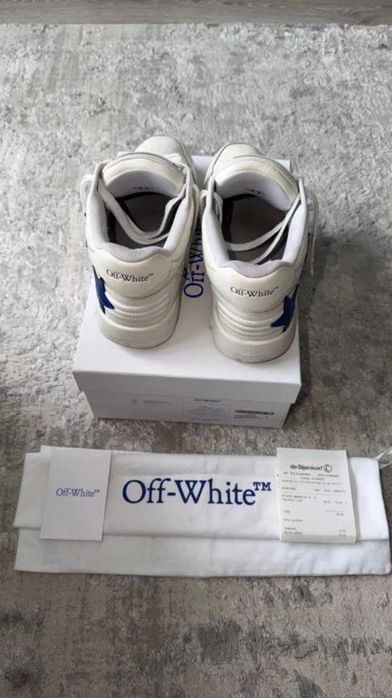 Off White Office