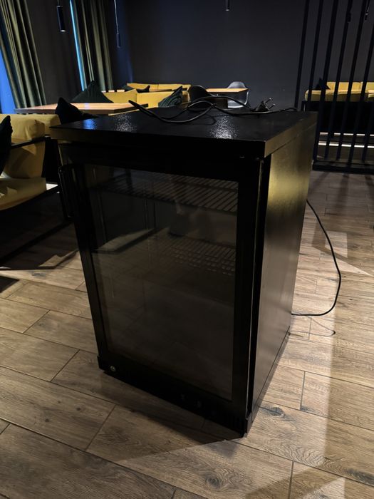 Холодильник Hurakan барний холодильний шкаф