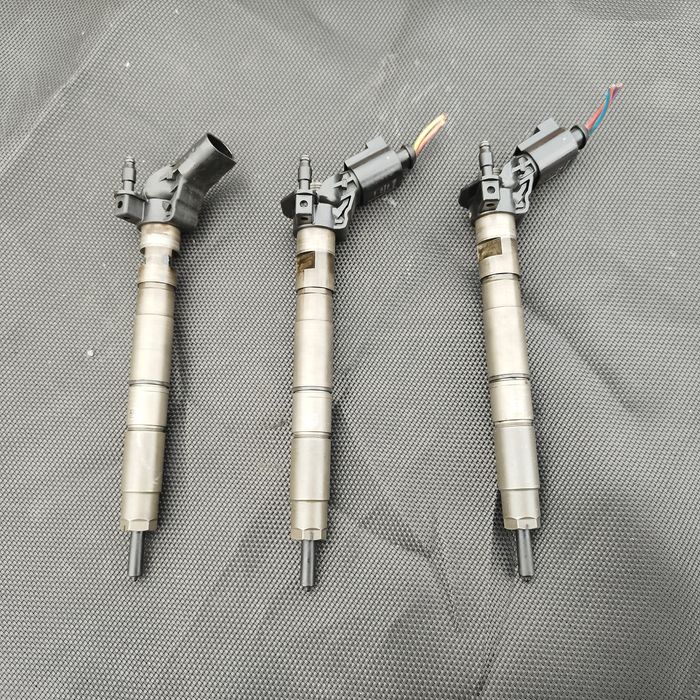 Wtryskiwacze Audi A4 B7 A6 C6