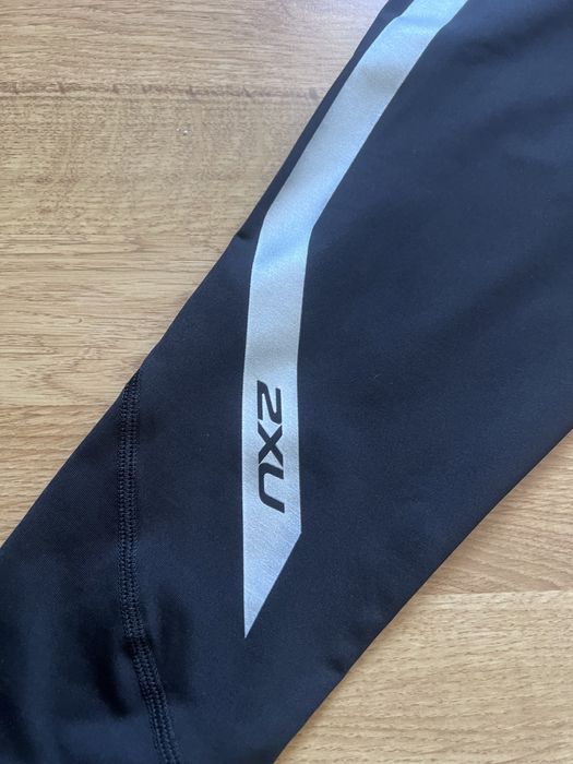 Компресійні лосини 2xu, в розмірі xs