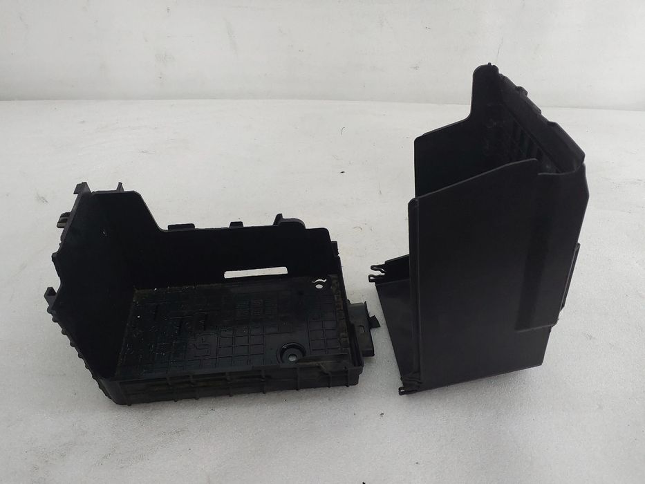 Base / caixa da bateria CITROËN DS3