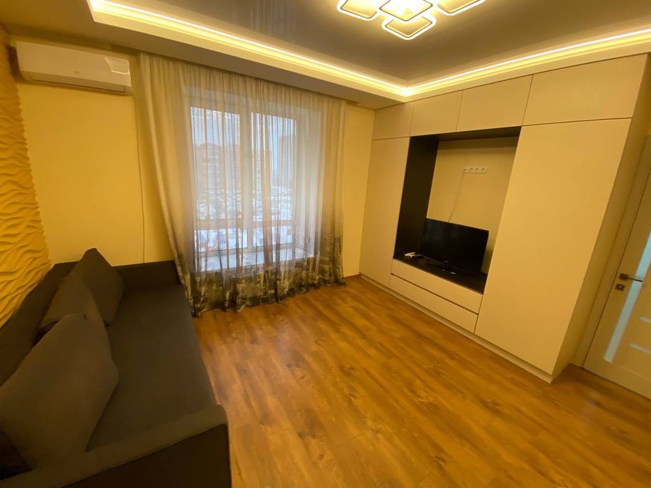 Здам 2-х кв,Святопетрівське,Б-р Л.Украінки 10-в