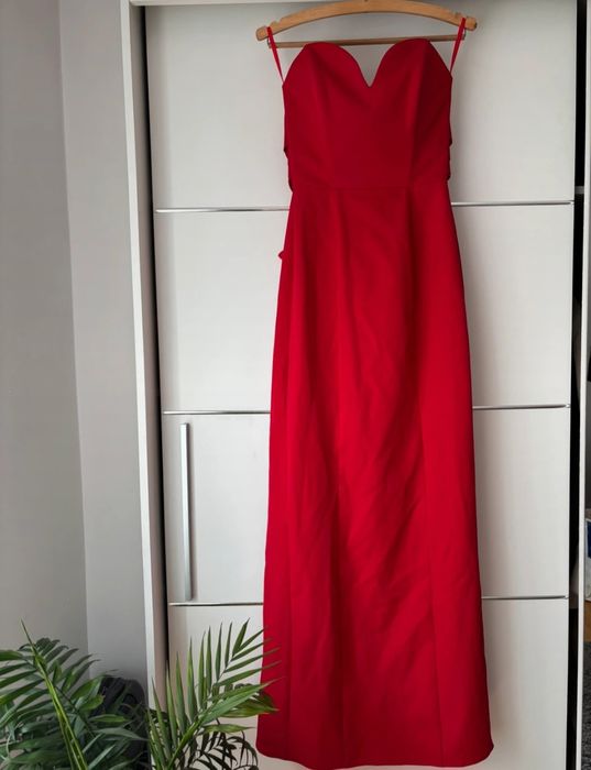 Kulunove Darling - długa czerwona wiązana sukienka z gorsetową górą