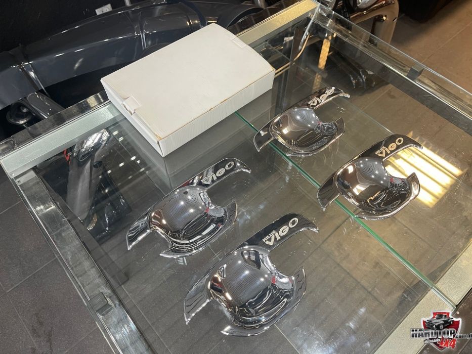 Podkładki pod klamki TOYOTA HILUX VIGO