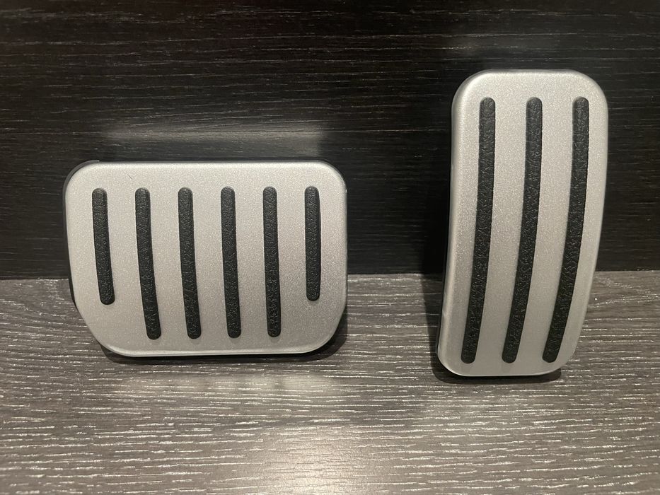 Pedais desportivos Tesla model Y e model 3 Façil Aplicaçao