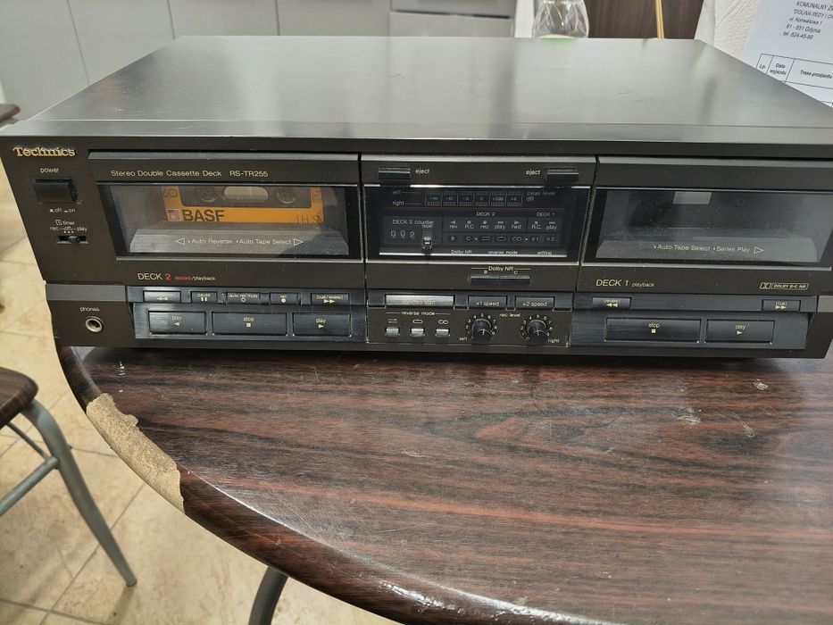 Magnetofon dwukasetowy Technics