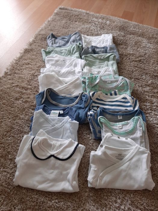 Roupa de bebé ( bodies )