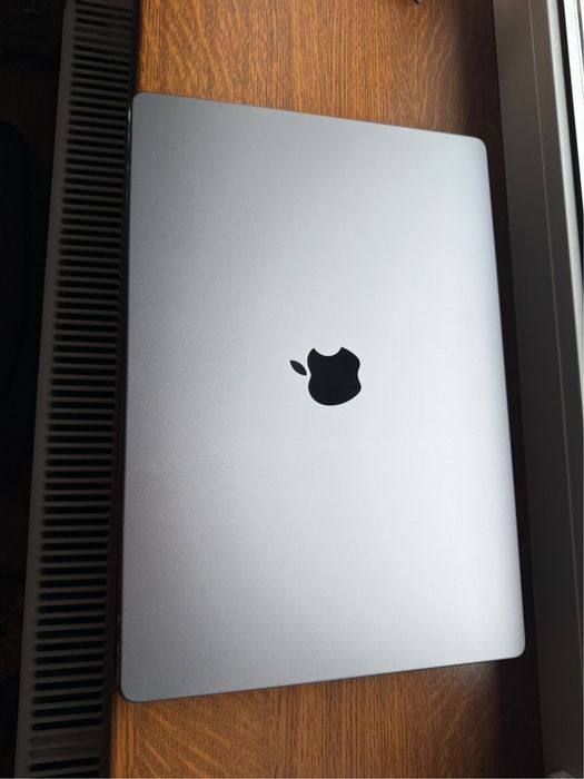 MacBook M1 Pro 16 16/512 97% Space Grey