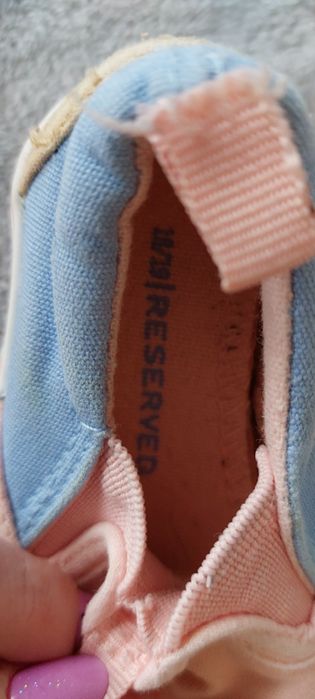 Trampki niemowlęce Reserved rozmiar 18/19