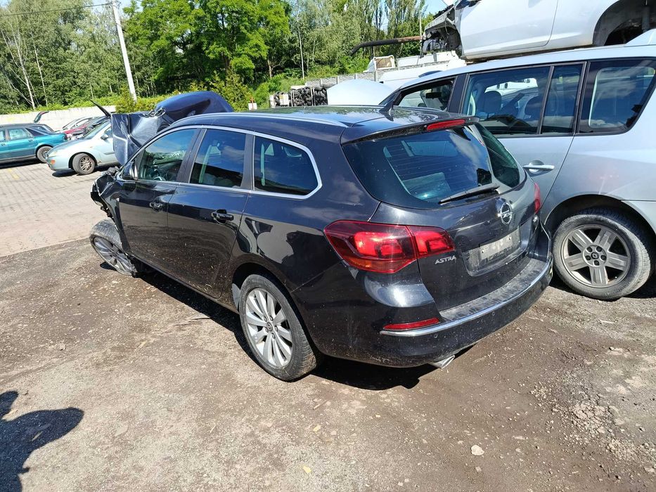 Opel Astra J 2.0 CDTI A20DTH 2015r NA CZĘŚCI