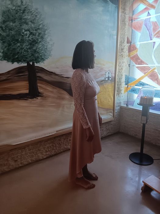 Vestido de gsla ,de renda ,rosa velho