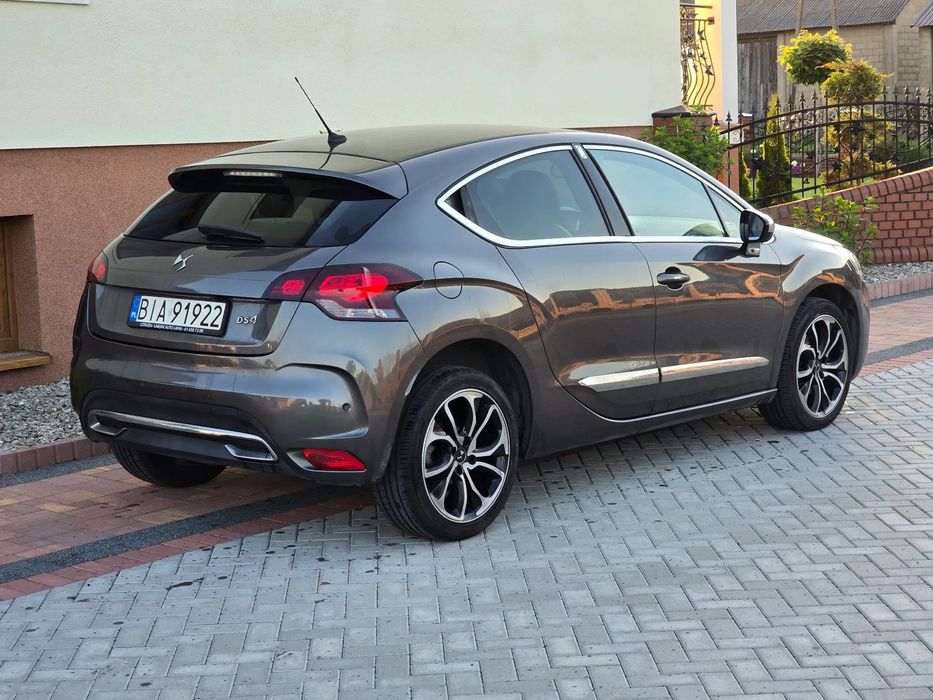 DS Automobiles DS 4