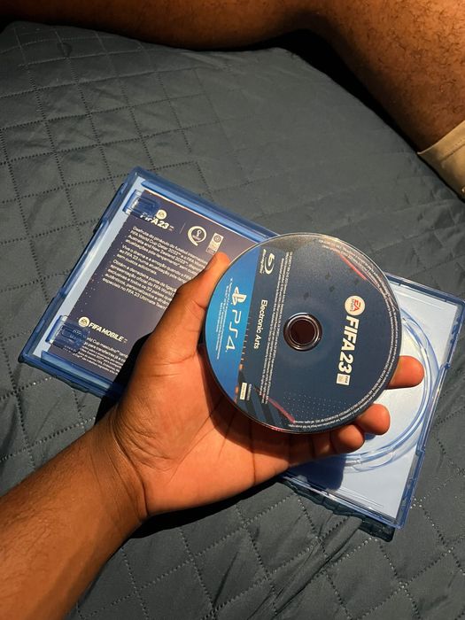 Este e um fifa 23 em bom estado