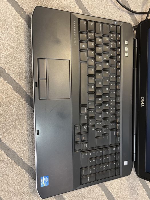 Ноутбук с Европы делл Е5530