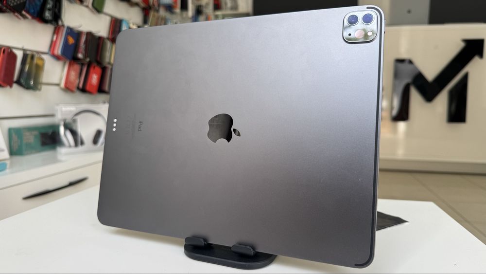 iPad Pro 12.9” m 4 Gen 256Gb Space Gray 7 циклів АКБ 2022р випуск  480€