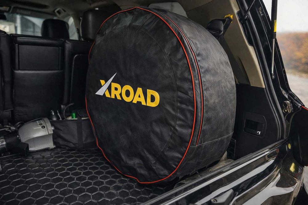 Кріплення запасного колеса Toyota Land Cruiser 100/200, Lexus LX470/LX570