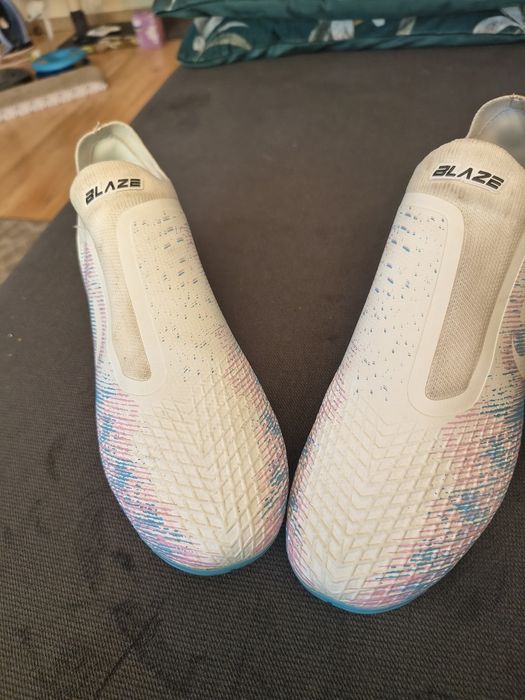 Korki buty piłkarskie 36,5