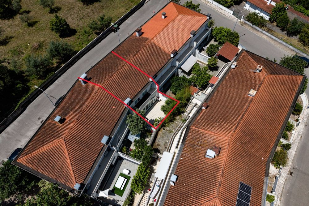 Moradia geminada T4 na Lousã