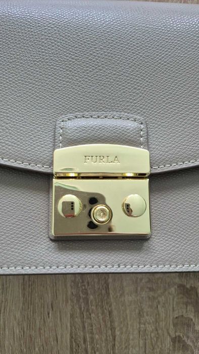 Жіноча шкіряна сумка furla