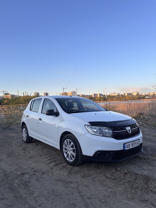 Dacia Sandero 2017 рік газ/бензин