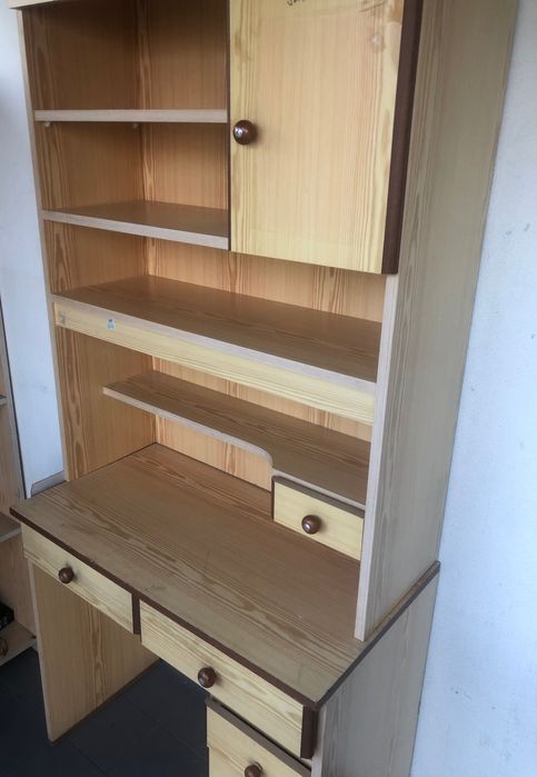 Mobília Quarto Completo: Camas+Roupeiro+Escrivaninha (Urgente)