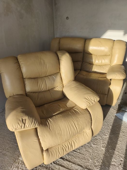 Meble skórzane wypoczynkowe 2 plus 1.Funkcja relaks.Mega wygodne.