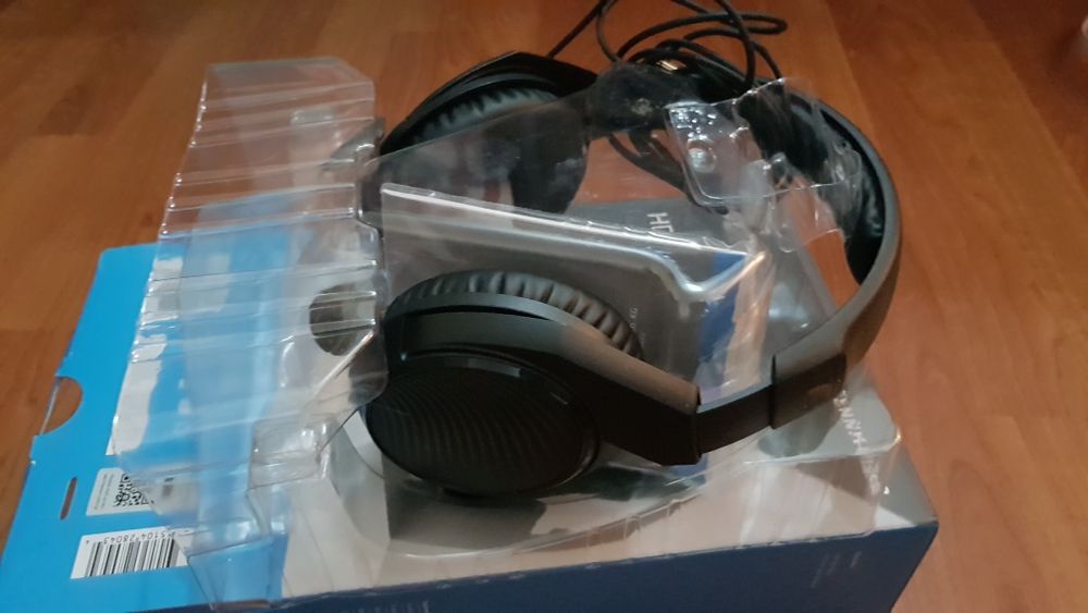 Auscultadores Sennheiser HD 200 Pro
