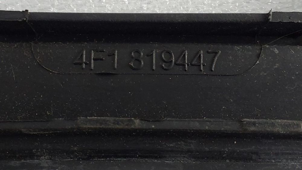 Plástico genérico AUDI A6 Avant (4F5, C6)