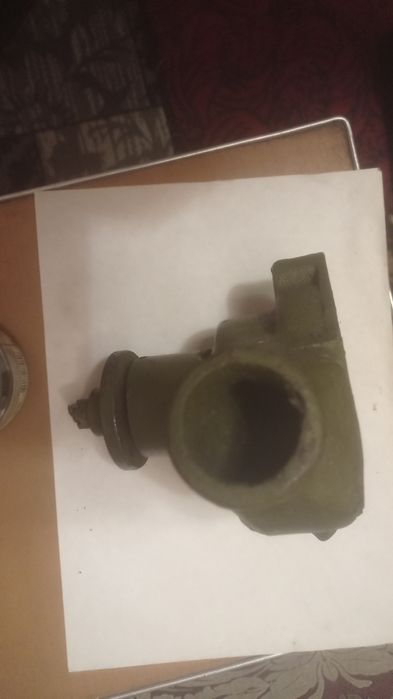 Водяна помпа на Ч-4.Ч-2. Газ-52