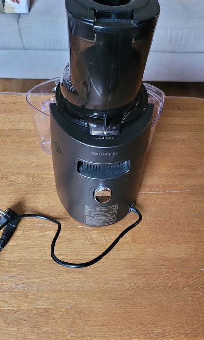 Wyciskarka wolnoobrotowa do soków Kuvings EVO820 Plus Grafit Gwarancja