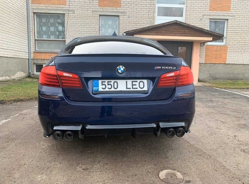 Накладка задняя дифузор BMW F10 F11 М пакет  БМВ Ф10 Ф11  ZTBM51