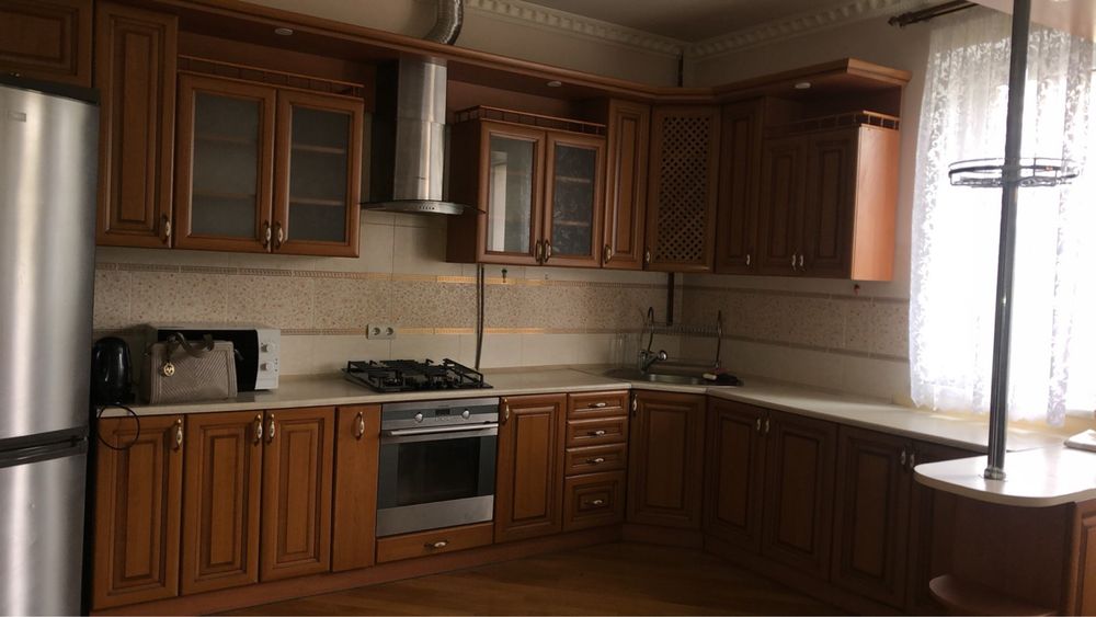 Продам будинок 513квм в с. Солонка (р-н ТЦ Кінг Крос і Арени Львів)