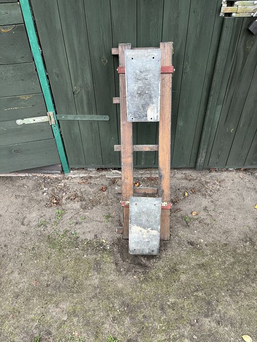 Schody zewnetrzne dachowe