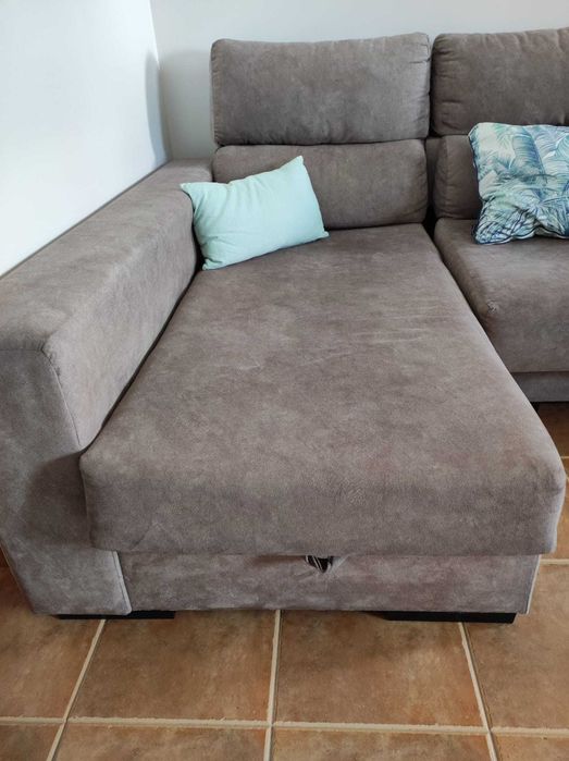 Oportunidade: Chaise longue cinzento reclinável e com arrumação