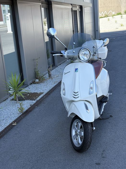 Vespa Primavera 50 2T   ( Para carta AM ou de Ciclomotor )
