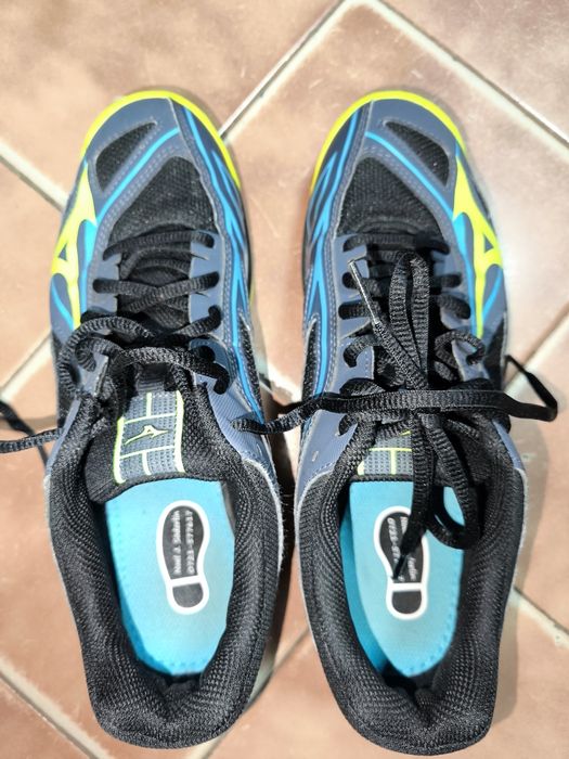 Кроссовки Mizuno Wave Ghost,теннис, гандбол,спортзал,39р,25.5см.