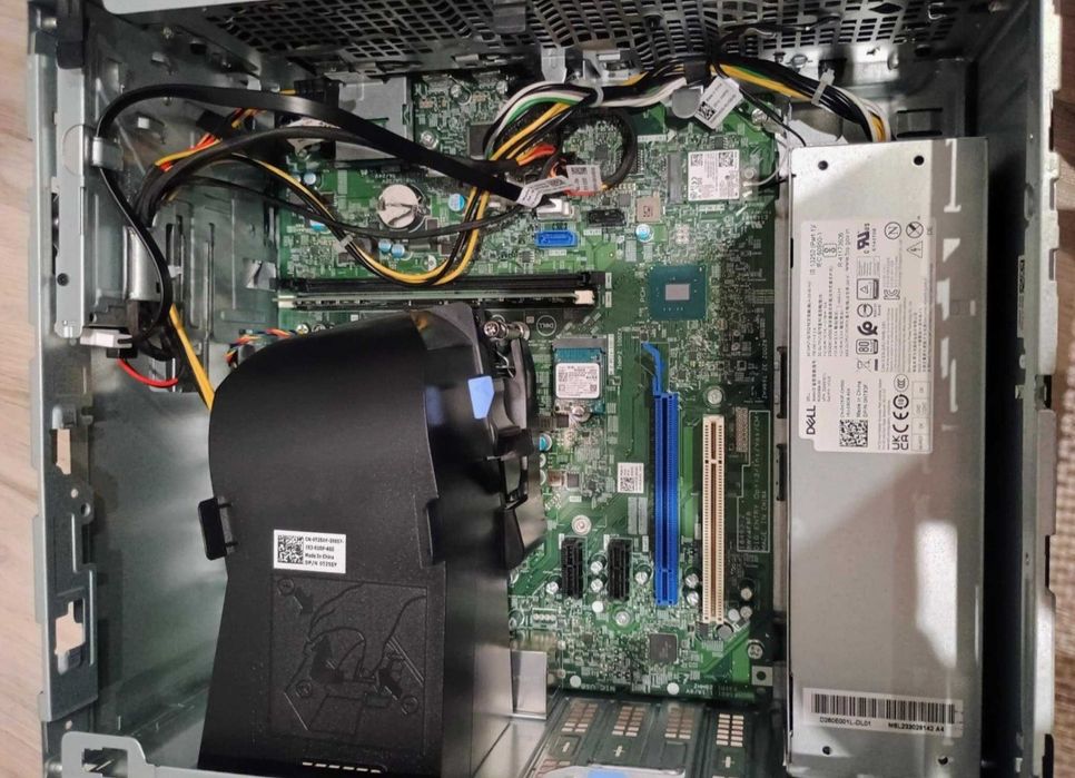 Komputer Dell i3 jak nowy