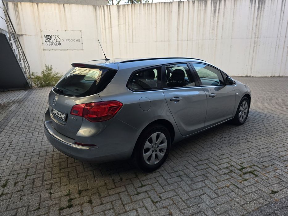 Opel.Astra Sport Tourer Selection 1.3CDTDI 95CV- Imaculada