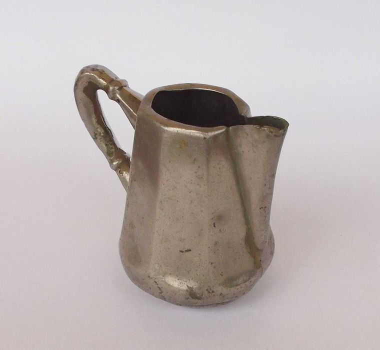 Antiga leiteira publicitária Café Rivoli