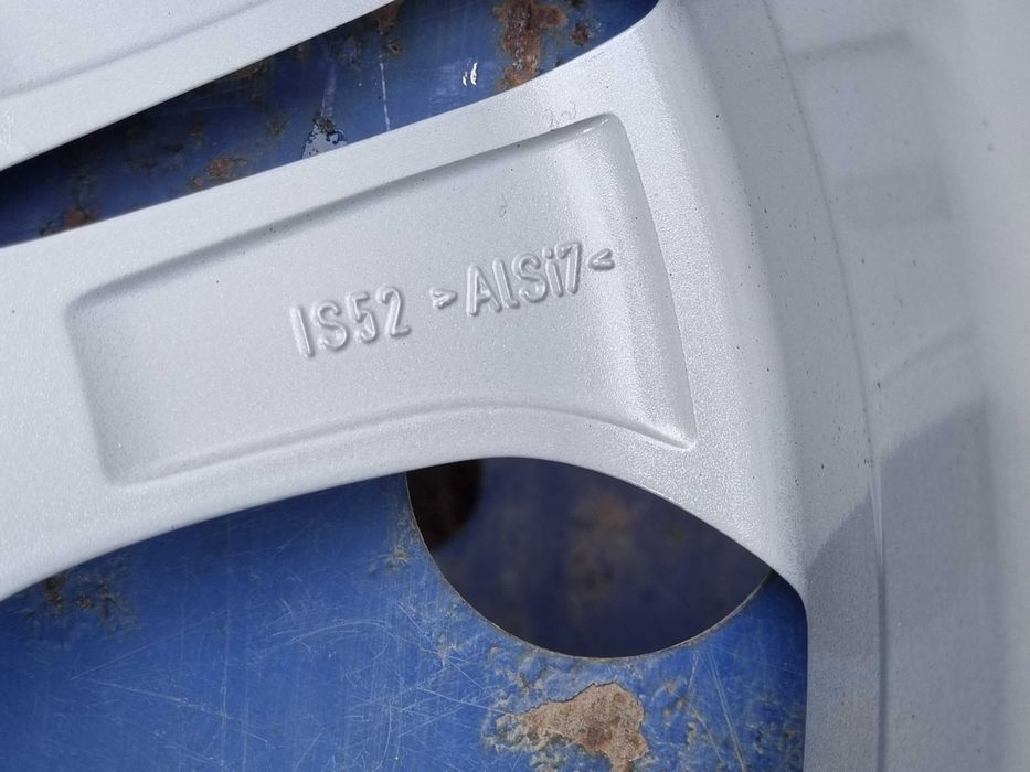 Felgi BMW 2 F45 F46 7,5*17 IS 52 5*112 KOMPLET 4SZT
